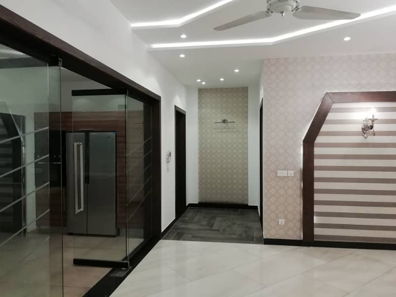 1 Kanal House for Rent Out Class Nice House Shower Caben Bath DHA Phase 3, Lahor 12