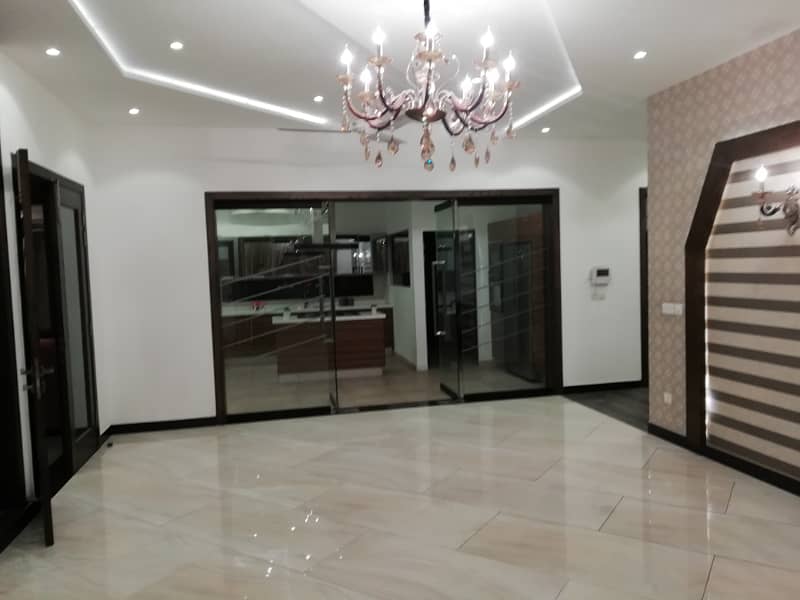 1 Kanal House for Rent Out Class Nice House Shower Caben Bath DHA Phase 3, Lahor 15