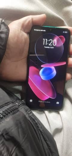 Redmi 8 mobail or box 4gb 64gb