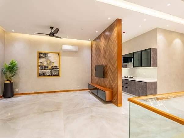 Kanal Modern Designed Lavish Bungalow 17