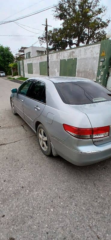 Honda Accord 2005 3