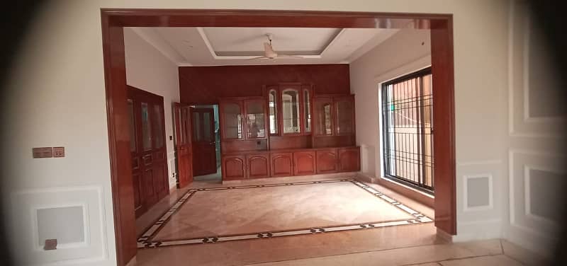 Defence Phase 3 W Block Kanal Renovated Double Unit House 5 Bedrooms Rent 3 Lakh 3