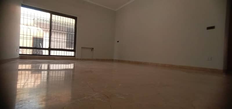 Defence Phase 3 W Block Kanal Renovated Double Unit House 5 Bedrooms Rent 3 Lakh 17