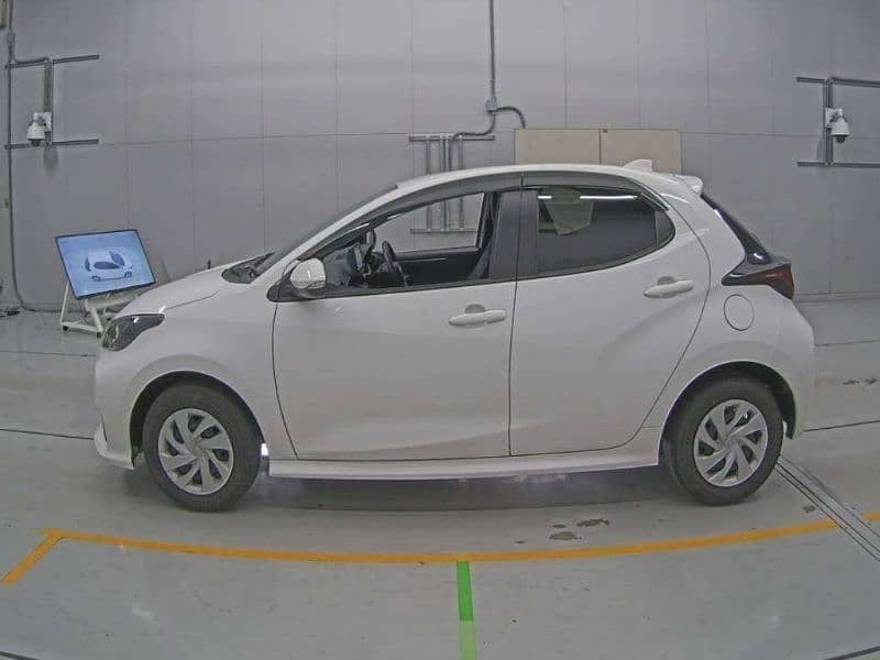 Toyota Yaris 2021 3