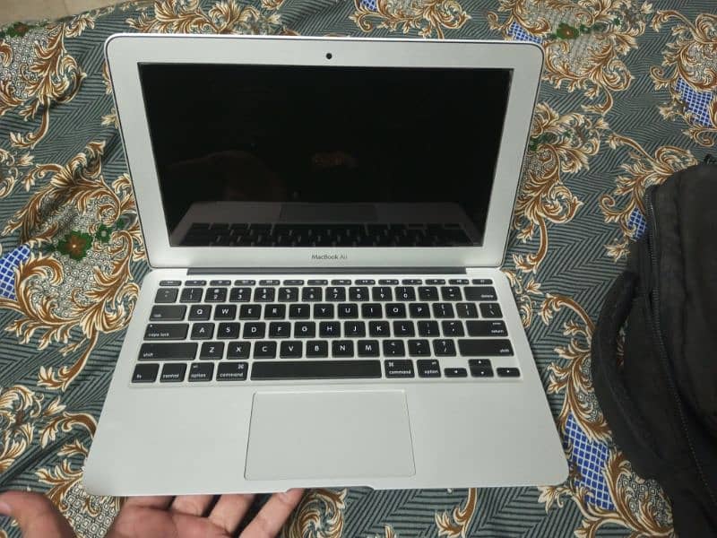 MACBOOK AIR 0