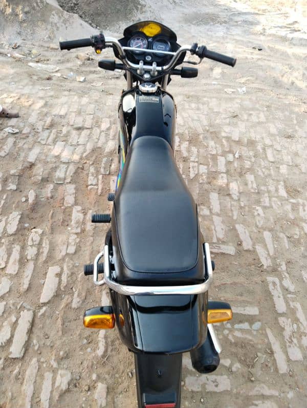 Honda pradar 100cc model 2022 for sale WhatsApp call 0320/49/68/292 3