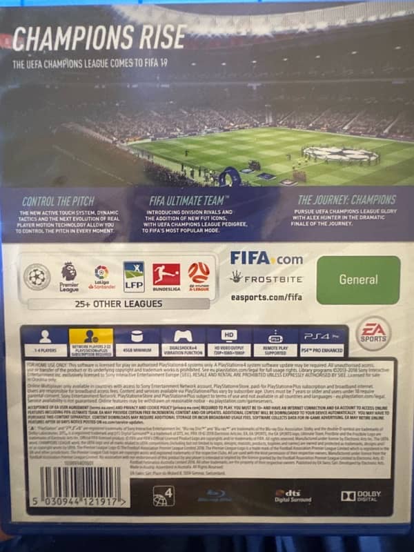 FIFA 19 PS4 1