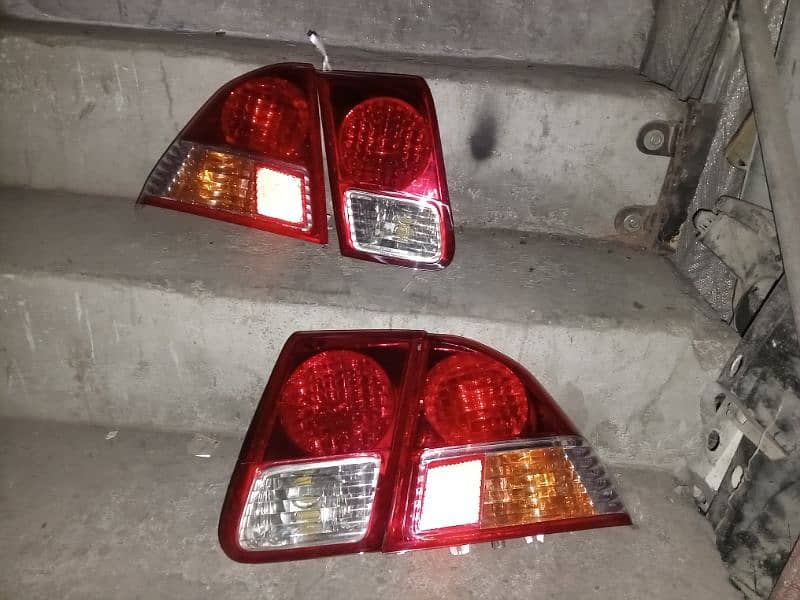 Honda Civic 2004back light's available 2