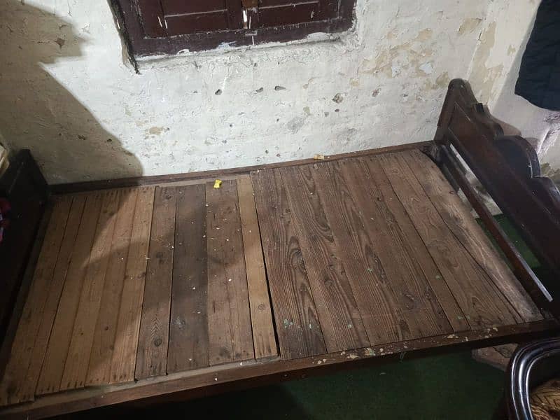 Wooden single bed with high built quality used for sale 4