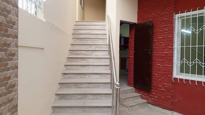 Double Storey 275 Square Yards House Available In Gulshan-E-Iqbal - Block 13-D2 For Sale 21