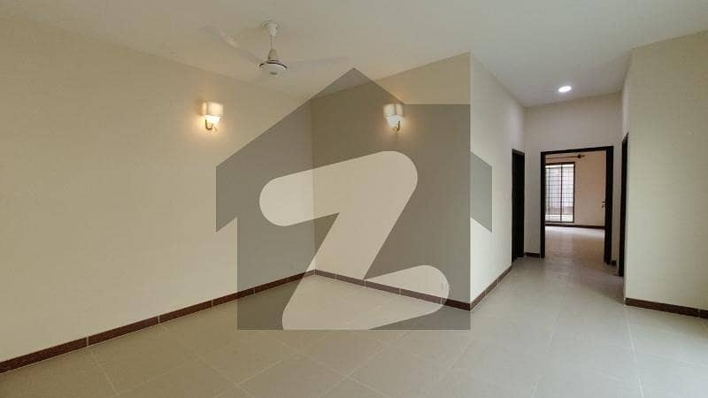 Double Storey 400 Square Yards House Available In Gulshan-E-Iqbal - Block 5 For Sale 2