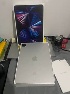 Apple iPad Pro M1 Chip 128GB My Wahtsapp Number 0328/9441242