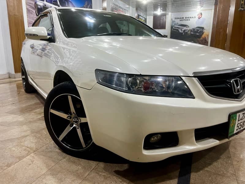 Honda Accord 2003 import 2006 outclass car 2