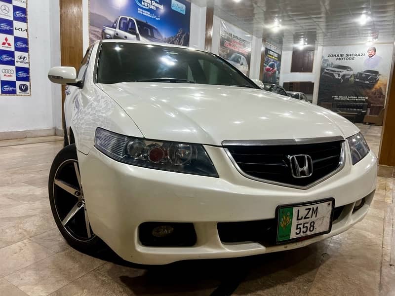 Honda Accord 2003 import 2006 outclass car 8