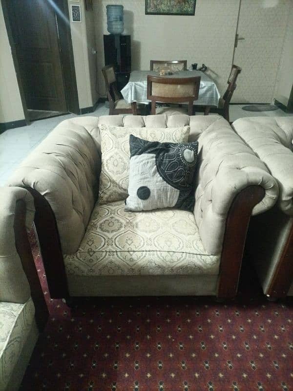 5 seater beautiful sofa set for sale 1