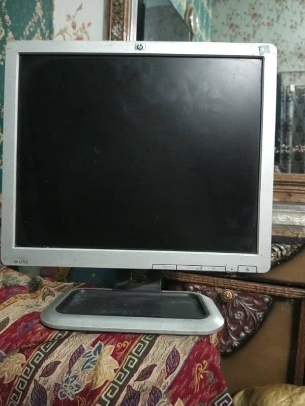 Hp LCD 17inch 1