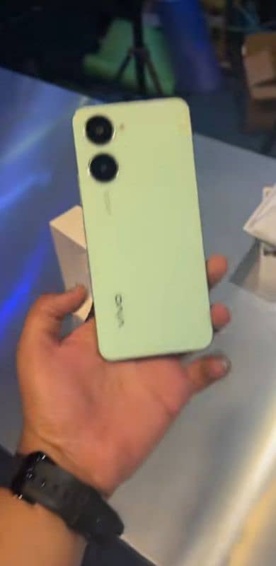 VIVO Y03 0