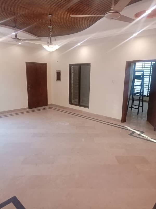 3 Bed One Kanal Upper Portion for Rent 0