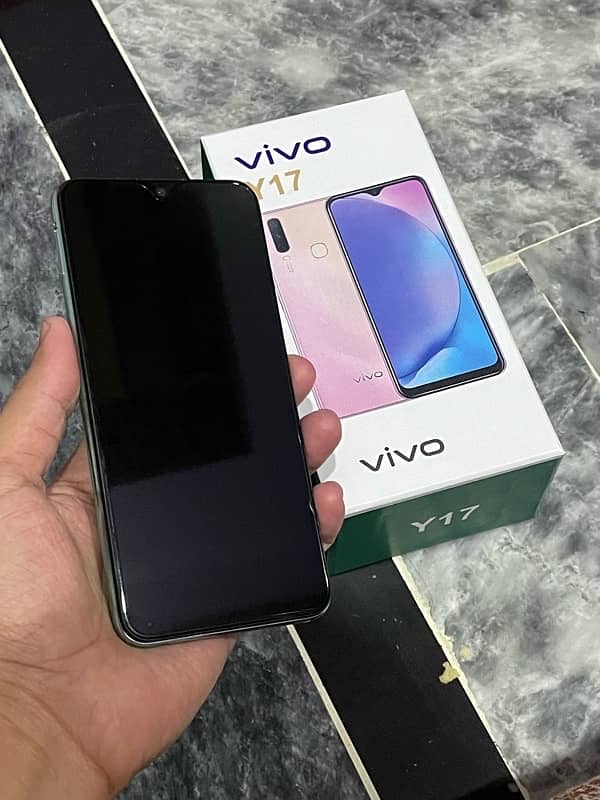 Vivo Y17. Memory 8/256gb 4