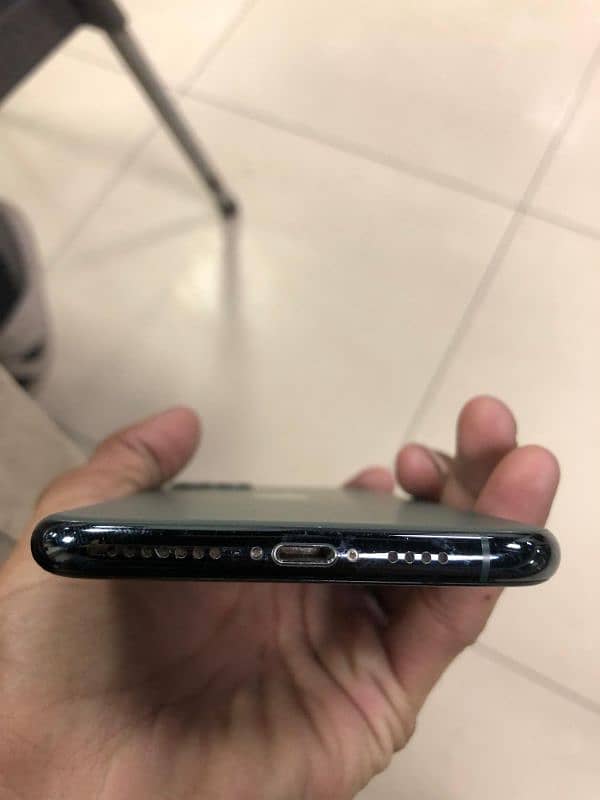 Mobile IPhone 11 ProMax 0