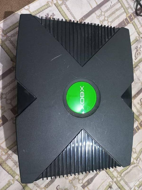 X BOX 1st generation gaming console 1