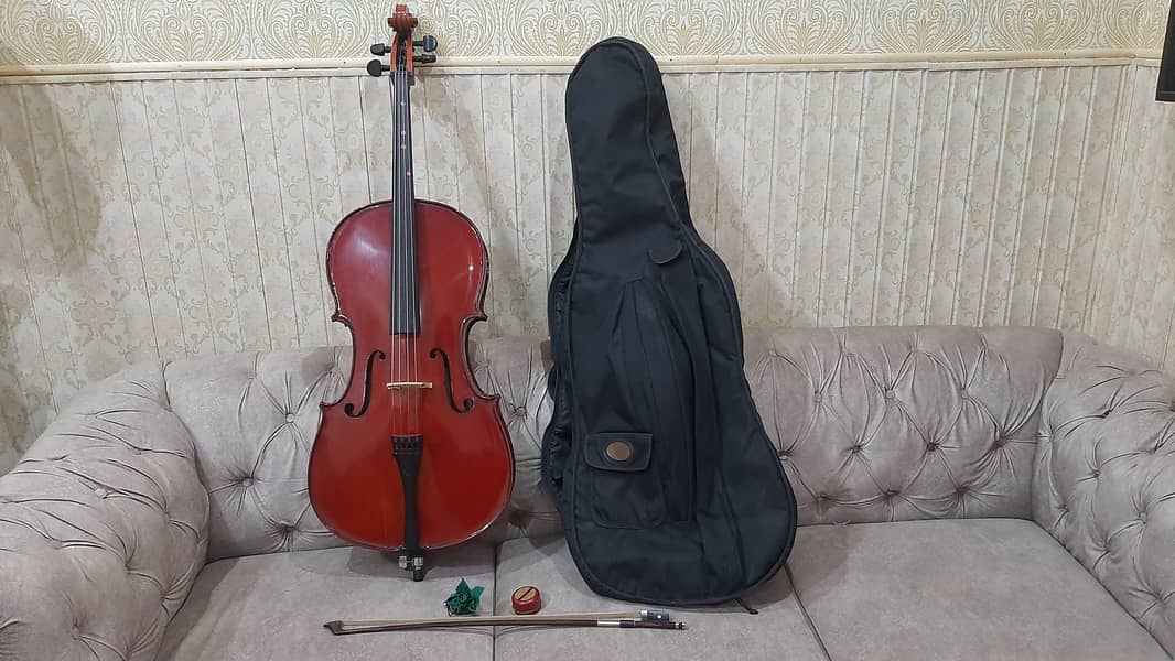 Cello made in England 0