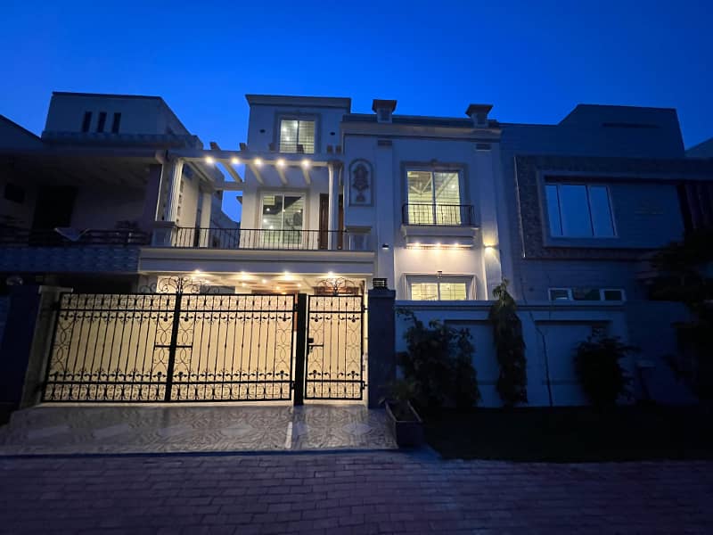 10 Marla Brand New House Available For Sale In Bahria Orchard Raiwind Road Lahore 0