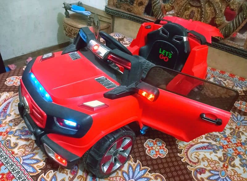 Big size KIDS imported jeep car excellent condition opening doors+digi 4