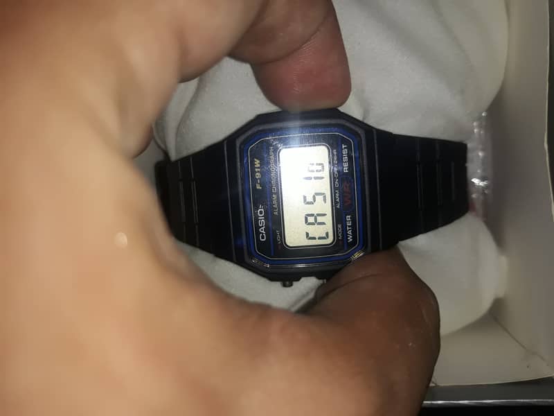 Genuine unisex Casio watch 1