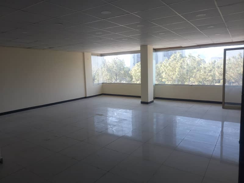 Blue Area Office 2300 Square Feet Mezzanine Floor Jinnah Avenue For Rent 1