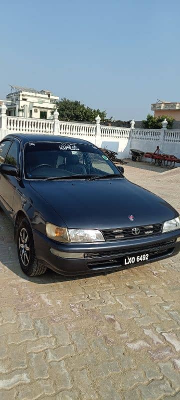 Toyota Corolla 2000 3