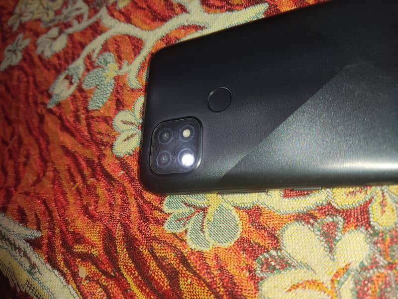 Realme c21 4gb 64gb. 03040470719 1