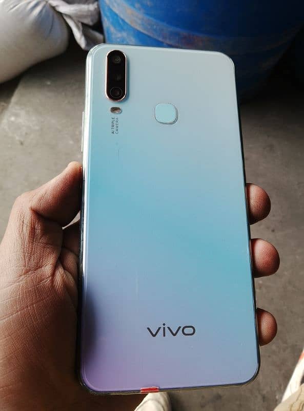 vivo y17 1