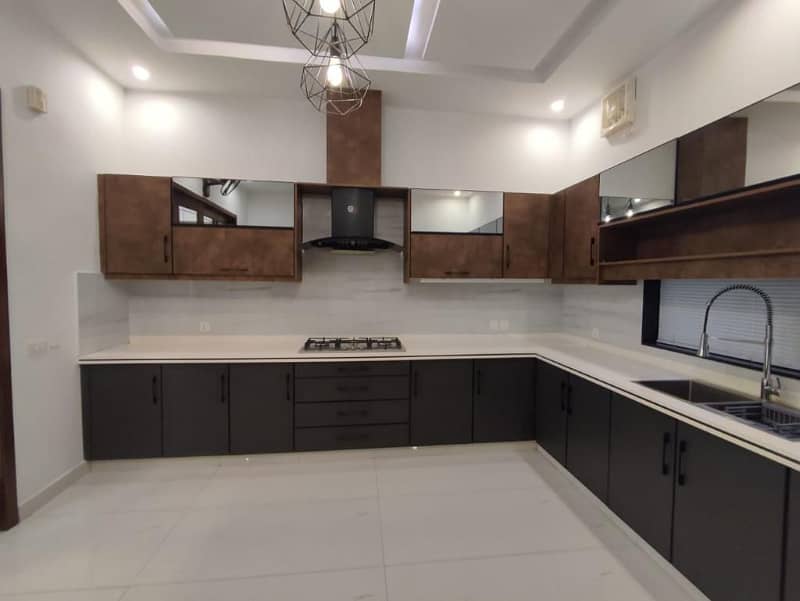 1 Kanal New Design Super Out House Prime Hot For Sale dha Phase4 11