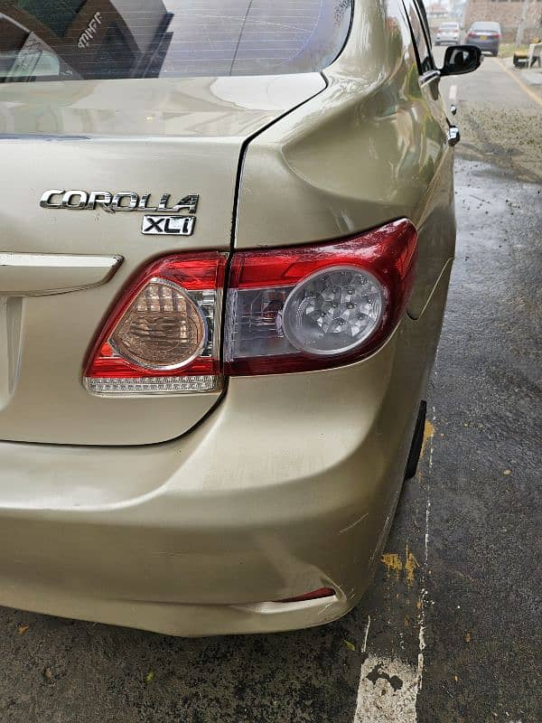 Toyota Corolla XLI 2011 10