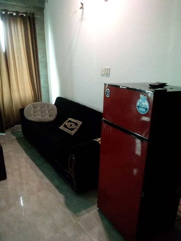 1 Bed Fully Furnished Apartment For Rent In Quaid Block Bahria Town Lahore 3