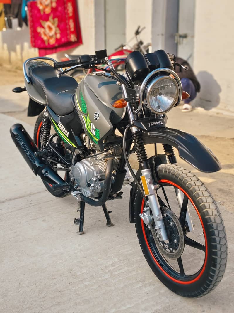 Yamaha YBR G 2022-23 Model 4