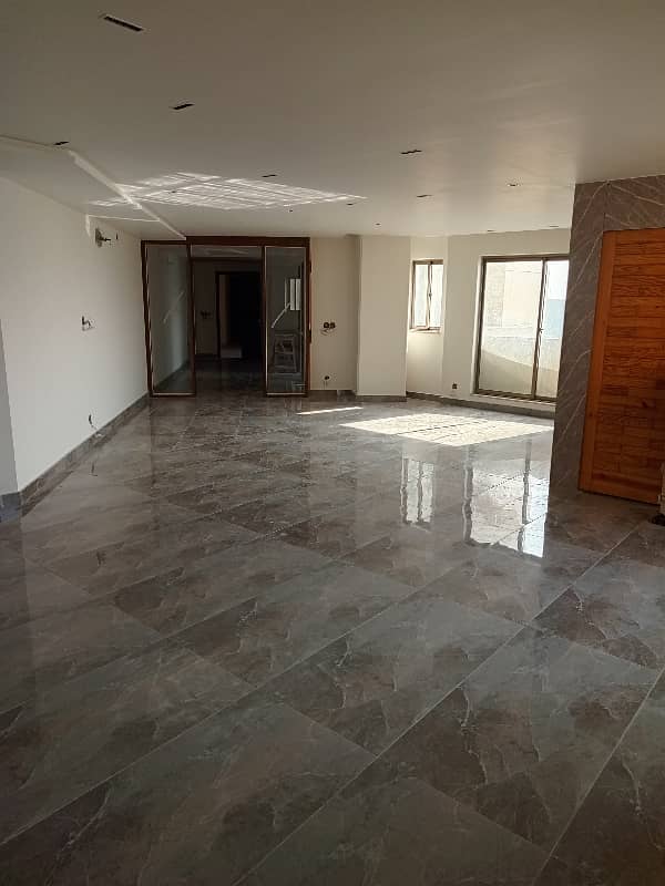 Gulberg Brand New 3 Beds Apartment Is Available For Rent 2