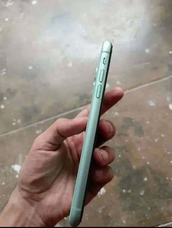 Iphone 11 non pta 1