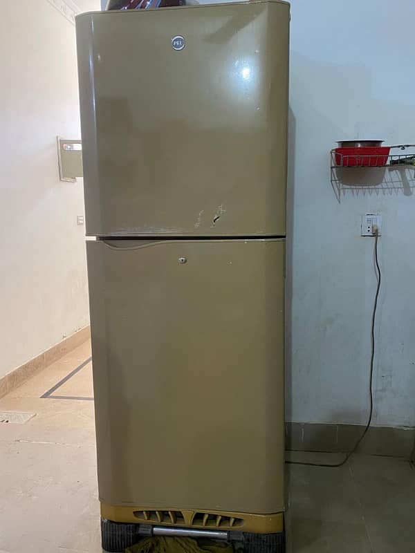 Pel Refrigerator 0