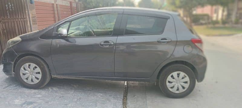 Toyota Vitz 2016 0