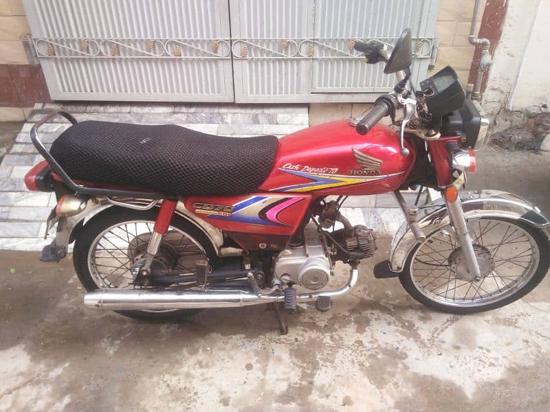 honda 70cc bike nice looking 1