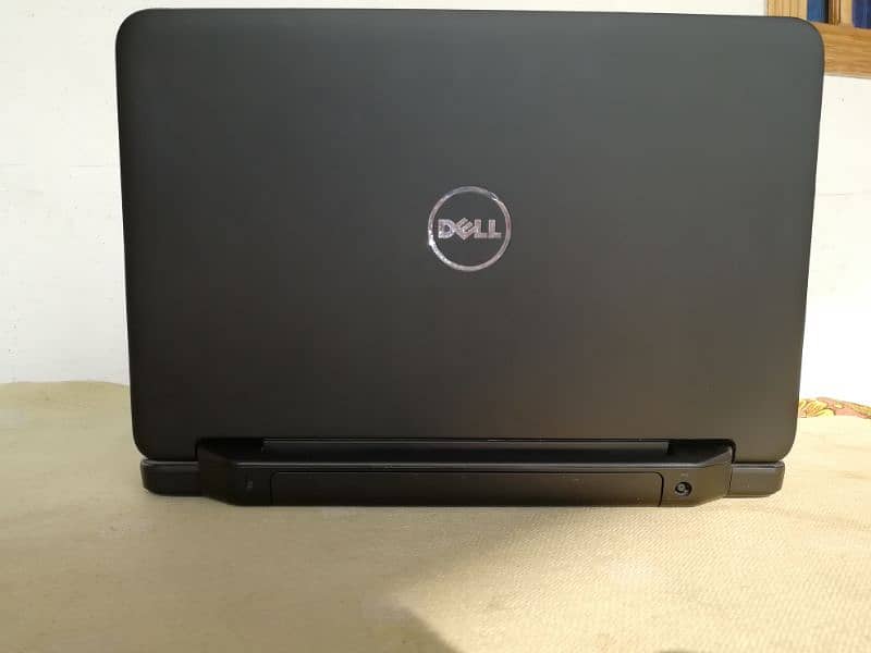 Dell Inspiron N5040 Model 1