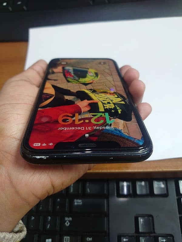 iPhone Xr 64GB gaming phone sale or exchange Pixel 5 PTA 4