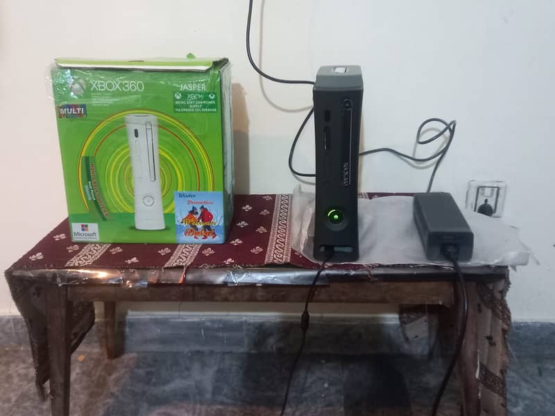 X Box 360 in Good Condition 4