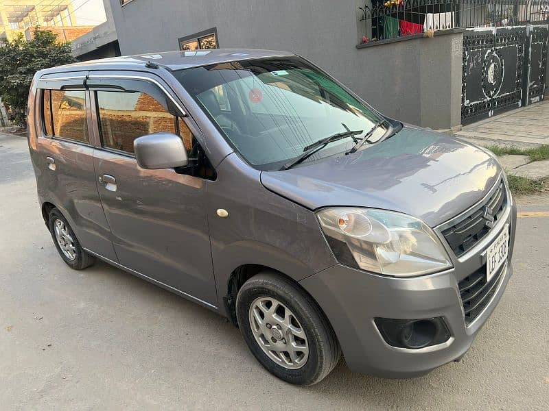 Suzuki Wagon R 2018 1