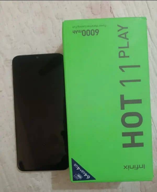 4/64 Infinix hot10 0