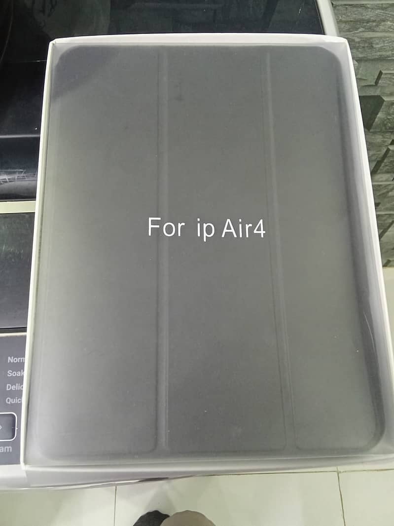 iPad Air 4 New Cover in Black Color 0