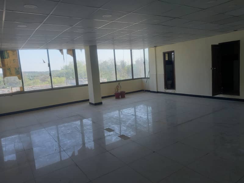 Blue area office 3500 square feet jinnah avenue for Rent 0