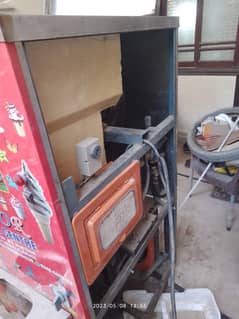 ICE CREAM MACHINE FOR SALE | URGENT | JUST LIKE NEW.